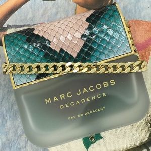 MARC JACOBS DECADENCE EAU SO DECADENT
